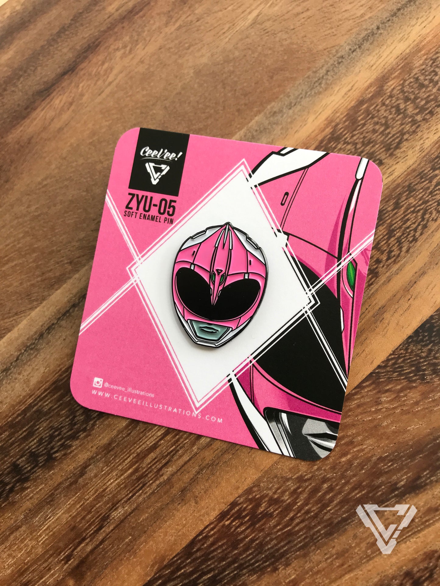 ZYU-05 Pteraranger - Collectible Enamel Pin